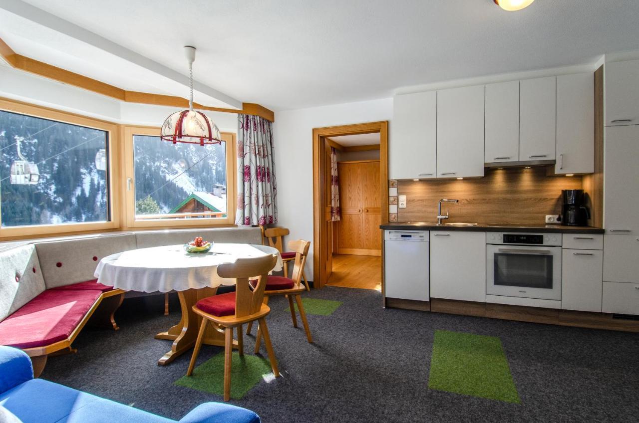 Villa Karin Капл Екстериор снимка