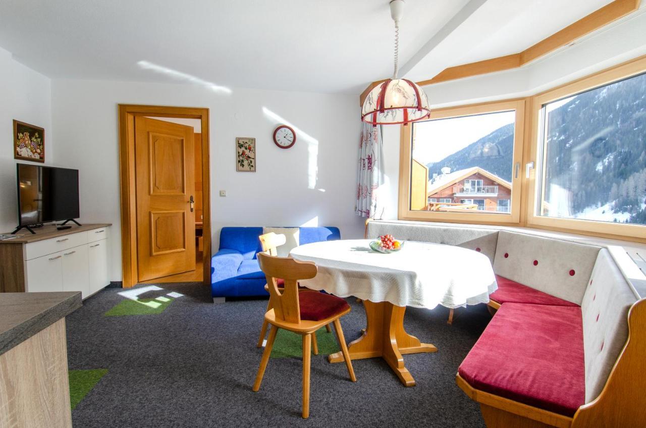 Villa Karin Капл Екстериор снимка